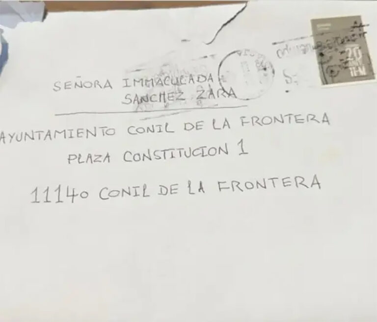 Alerta de bomba, amenazas y cartas anónimas: la tensión estalla en Conil por la novillada de El Colorado