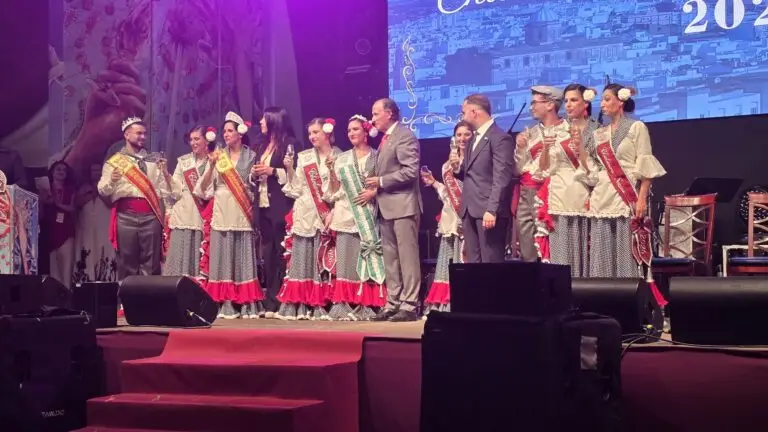 La Feria de San Antonio se inaugura con la histórica elección de un Chiclanero Mayor