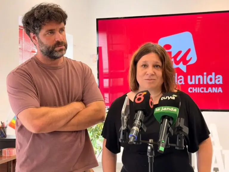 IU acusa al PP de Chiclana de copiar una propuesta sobre ayuda a domicilio que rechazó en el Congreso