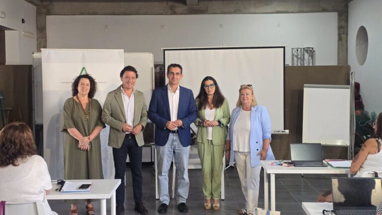 Barbate pone en marcha el programa Baessipo VI para impulsar el empleo entre mayores de 45 años